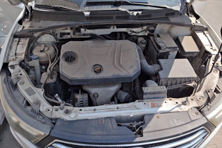 Used Bestune B30 2016 1.6L manual luxury version Engine Bay