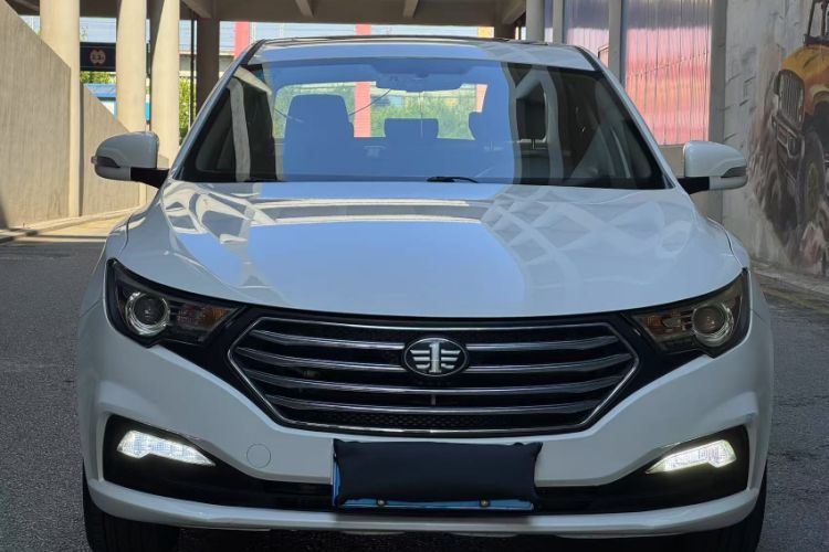 Used Bestune B30 2016 1.6L manual luxury version Exterior 1