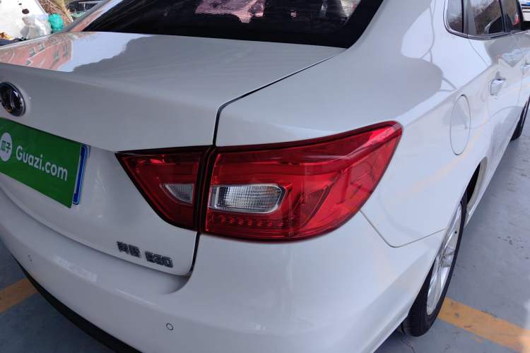 Used Bestune B30 2016 1.6L Automatic Luxury Model Exterior 3