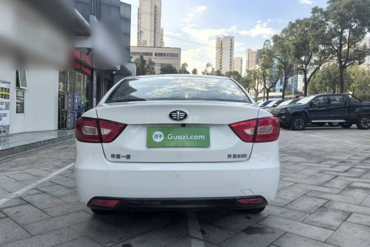 Used Bestune B30 2016 1.6L Automatic Luxury Model Exterior 3