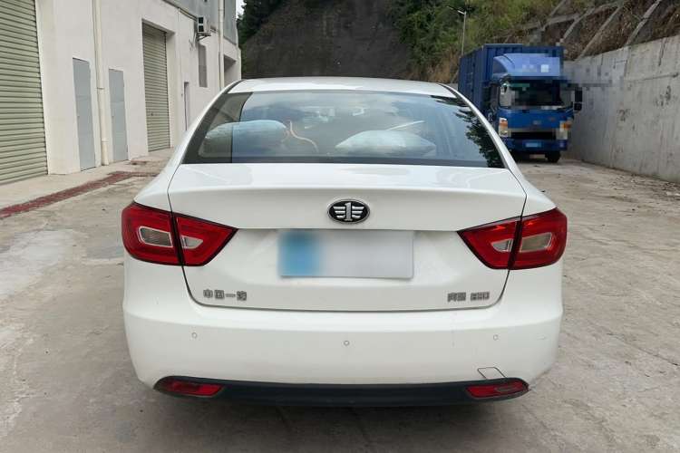 Used Bestune B30 2016 1.6L Automatic Luxury Model Exterior 4