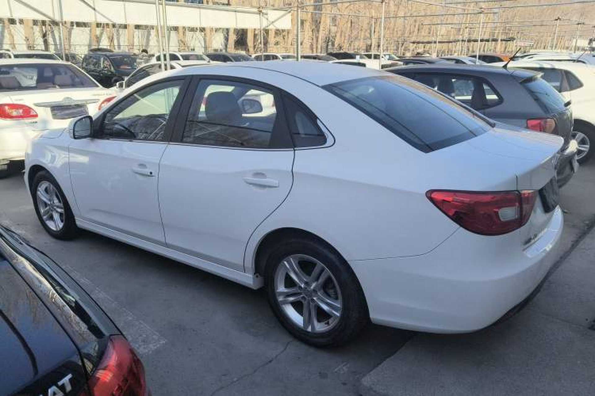Used Bestune B30 2016 1.6L manual luxury version Exterior 5