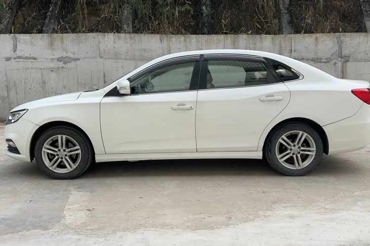 Used Bestune B30 2016 1.6L Automatic Luxury Model Exterior 5