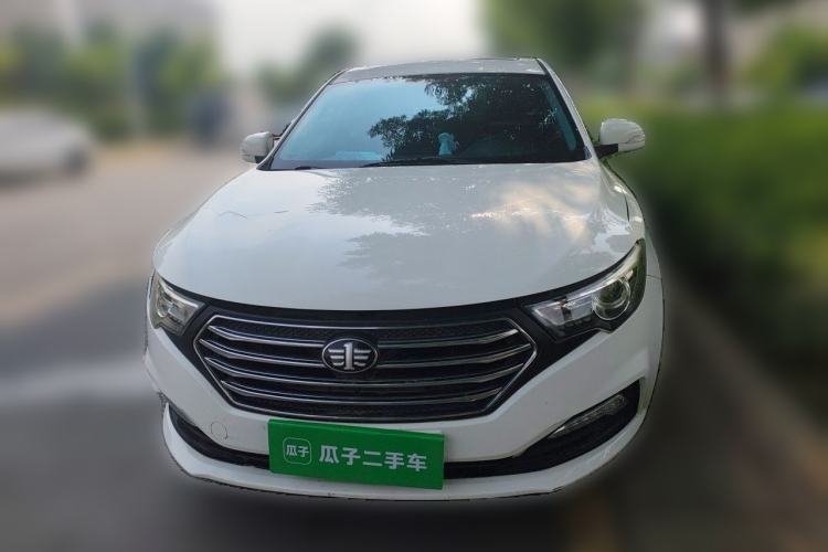 Used Bestune B30 2016 1.6L manual luxury version Front