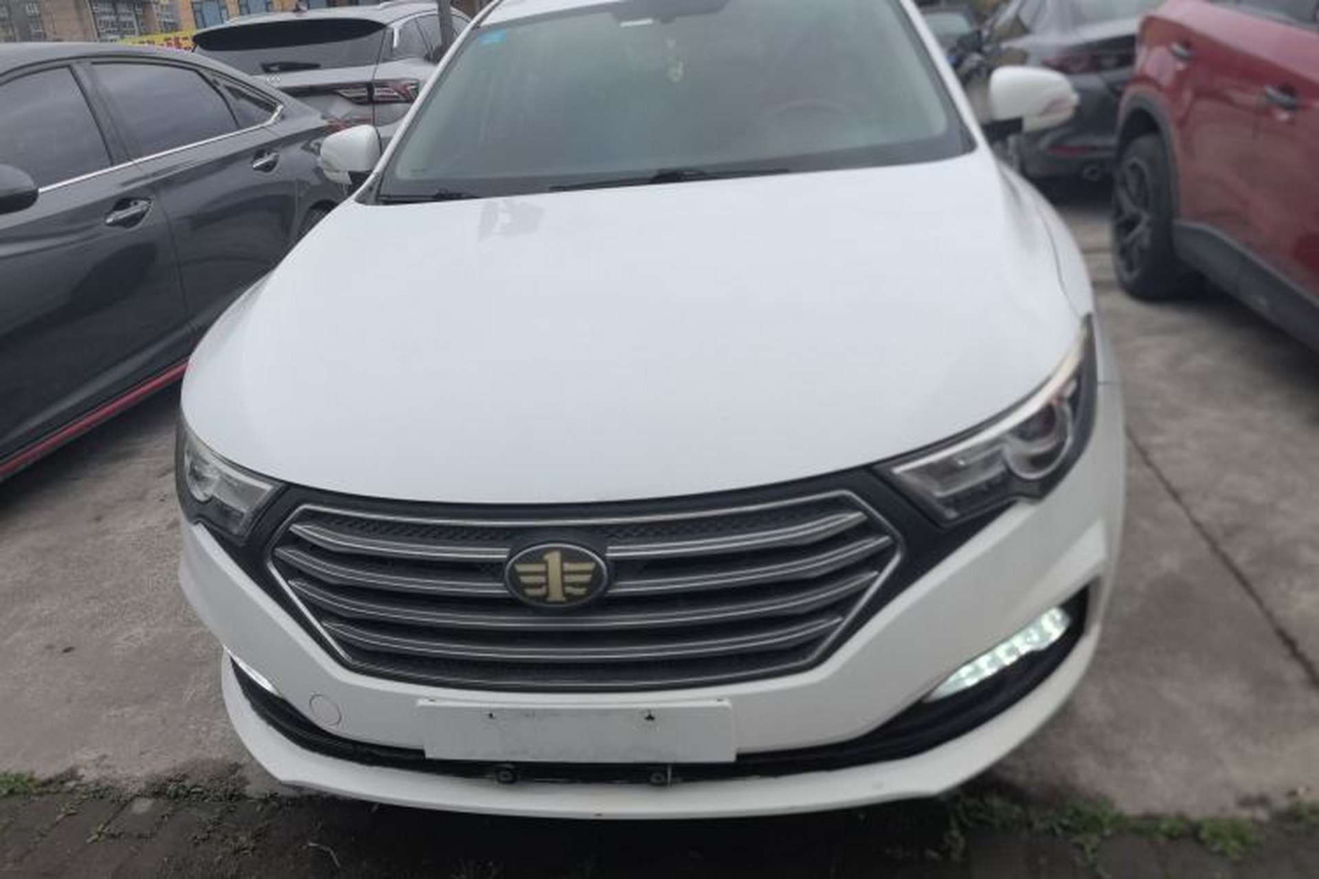 Used Bestune B30 2016 1.6L manual luxury version Front