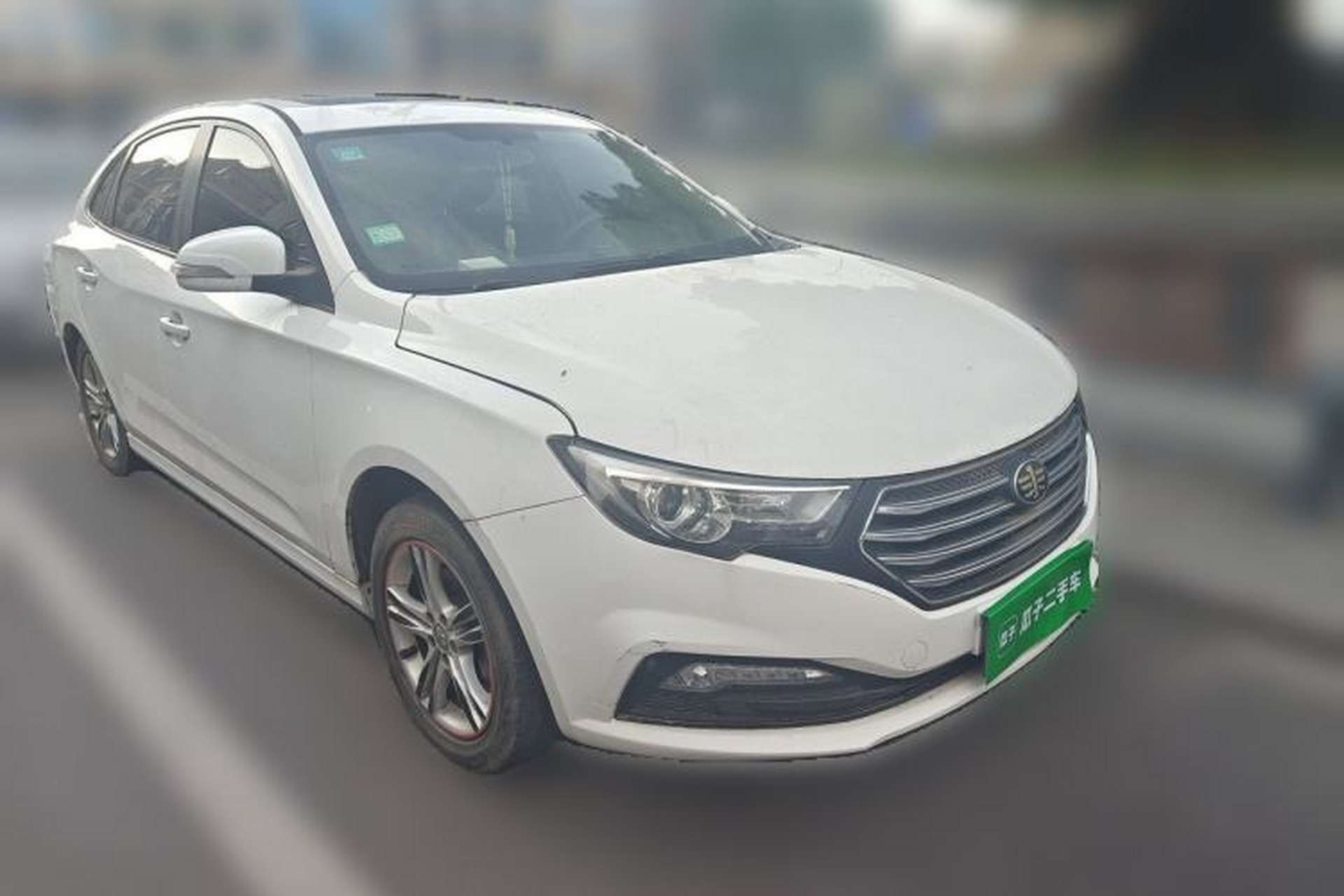 Used Bestune B30 2016 1.6L manual luxury version Front Right 45 Deg