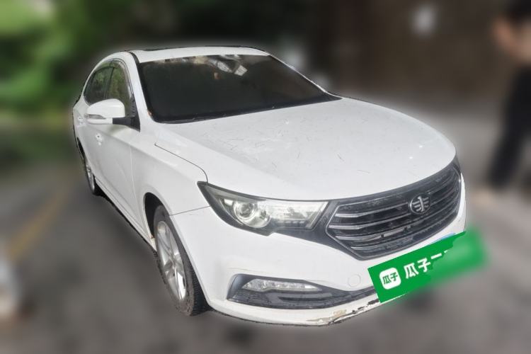 Used Bestune B30 2016 1.6L manual luxury version Front Right 45 Deg