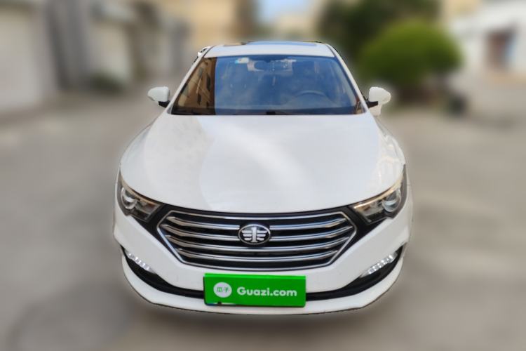 Used Bestune B30 2016 1.6L manual luxury version Front