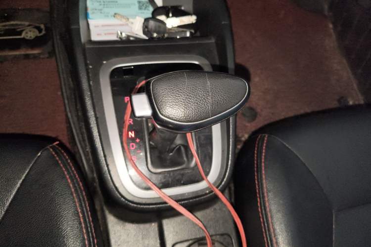 Used Bestune B30 2016 1.6L Automatic Luxury Model Gear Lever