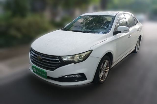 Używany Bestune B30 2016 1.6L Automatic Luxury Model