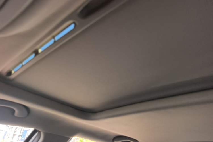 Used Bestune B30 2016 1.6L Automatic Luxury Model Headliner