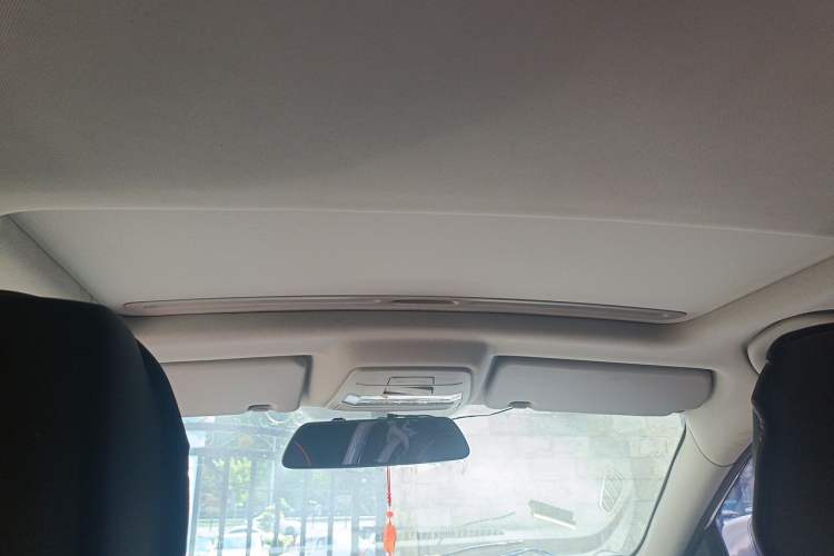 Used Bestune B30 2016 1.6L manual luxury version Headliner