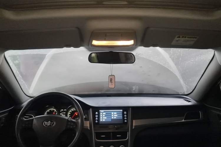 Used Bestune B30 2016 1.6L manual luxury version Headliner