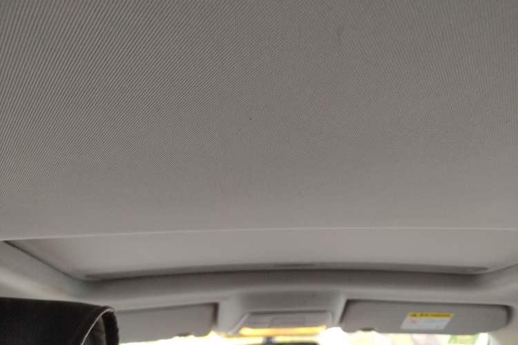Used Bestune B30 2016 1.6L manual luxury version Headliner