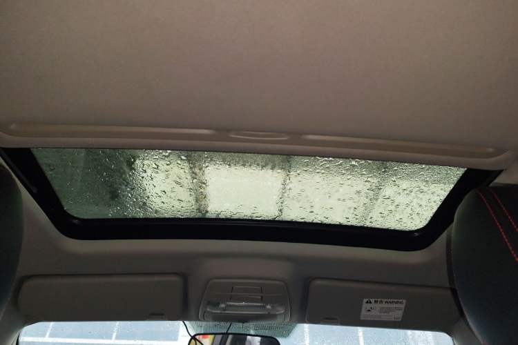 Used Bestune B30 2016 1.6L manual luxury version Headliner