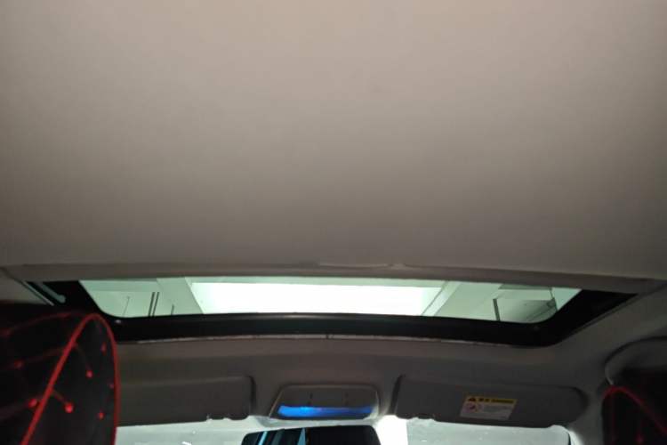 Used Bestune B30 2016 1.6L Automatic Luxury Model Headliner