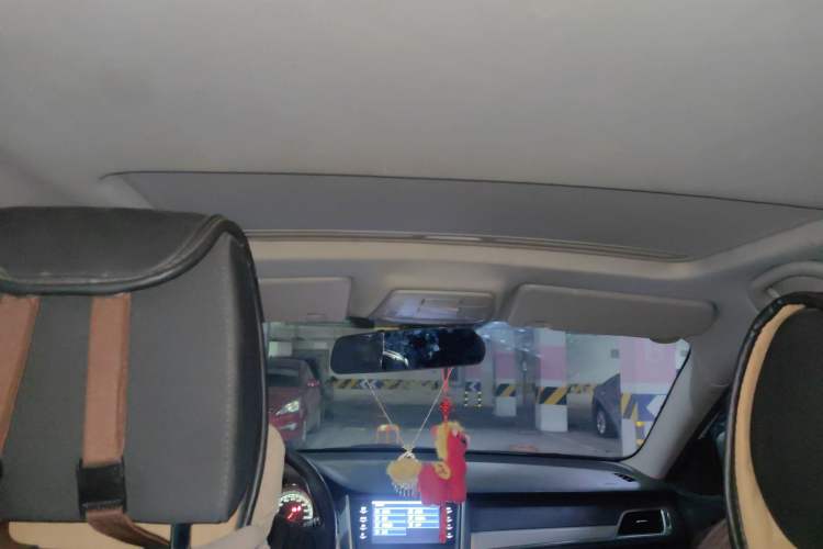 Used Bestune B30 2016 1.6L Automatic Luxury Model Headliner