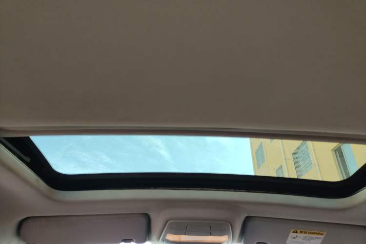 Used Bestune B30 2016 1.6L manual luxury version Headliner