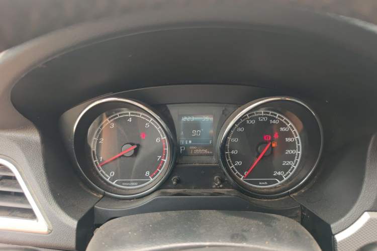 Used Bestune B30 2016 1.6L Automatic Premium Edition Instrument Cluster