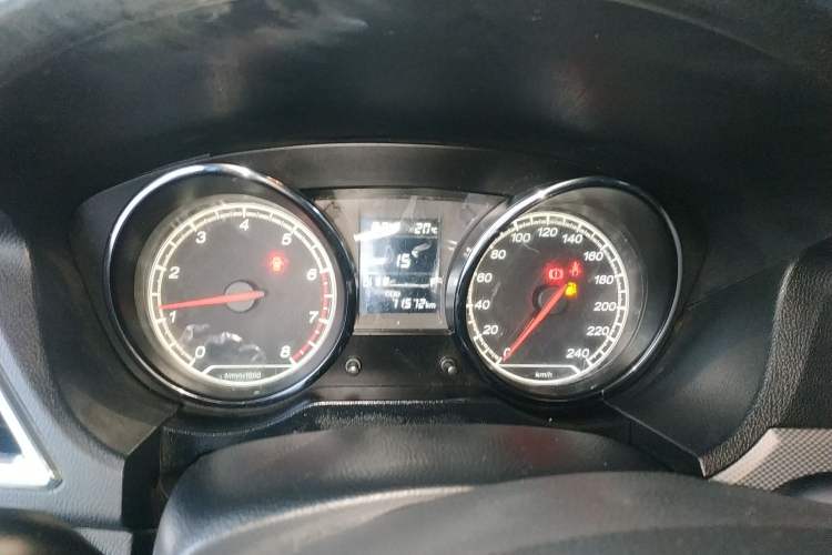 Used Bestune B30 2016 1.6L manual Comfort trim level Instrument Cluster