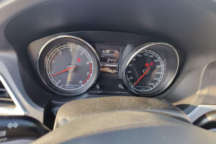 Used Bestune B30 2016 1.6L manual luxury version Instrument Cluster