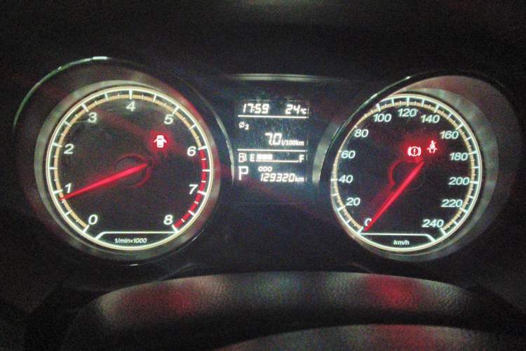Used Bestune B30 2016 1.6L Automatic 10th Anniversary Edition Instrument Cluster