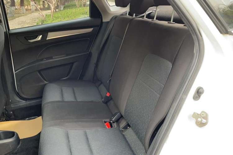 Used Bestune B30 2016 1.6L manual Comfort trim level Interior 1