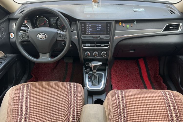 Used Bestune B30 2016 1.6L Automatic Luxury Model Interior 3