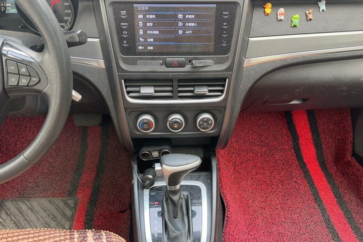 Used Bestune B30 2016 1.6L Automatic Luxury Model Interior 5