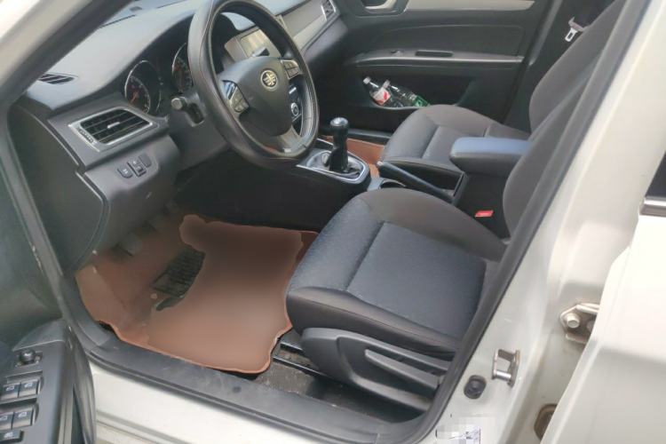 Used Bestune B30 2016 1.6L manual luxury version Left Front Seat