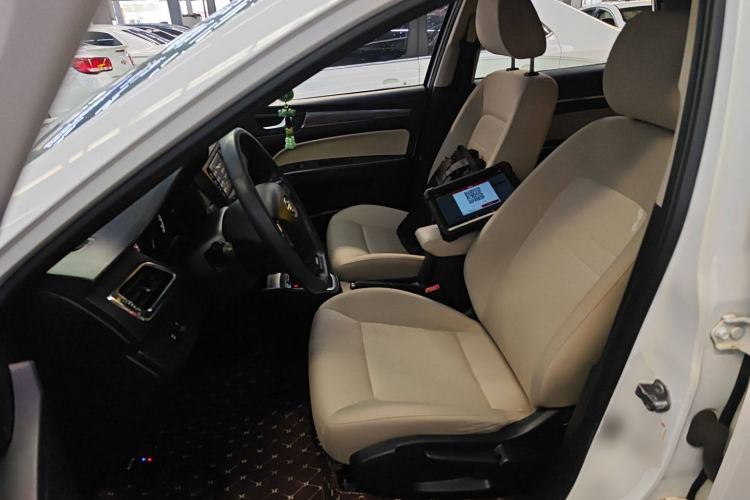 Used Bestune B30 2016 1.6L Automatic Luxury Model Left Front Seat