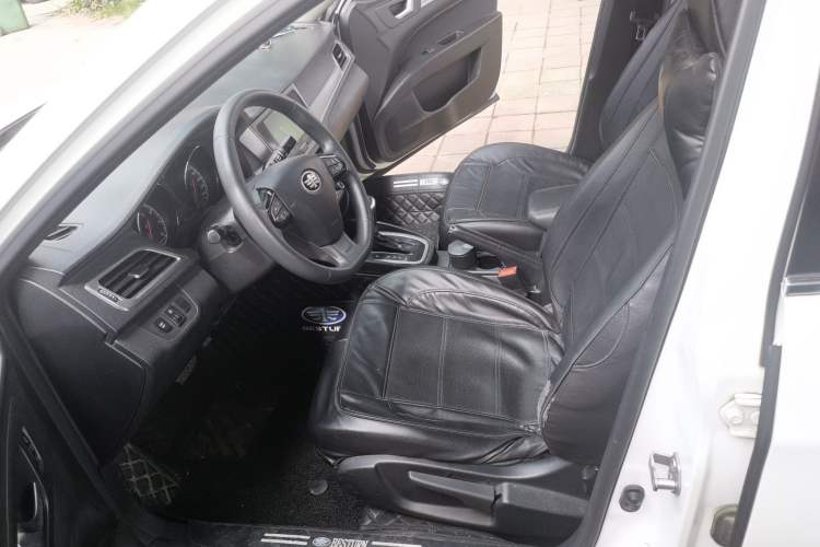 Used Bestune B30 2016 1.6L Automatic Luxury Model Left Front Seat