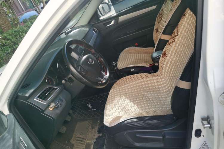 Used Bestune B30 2016 1.6L manual luxury version Left Front Seat
