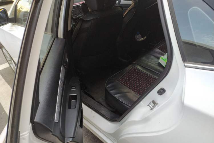 Used Bestune B30 2016 1.6L manual luxury version Left Rear Seat