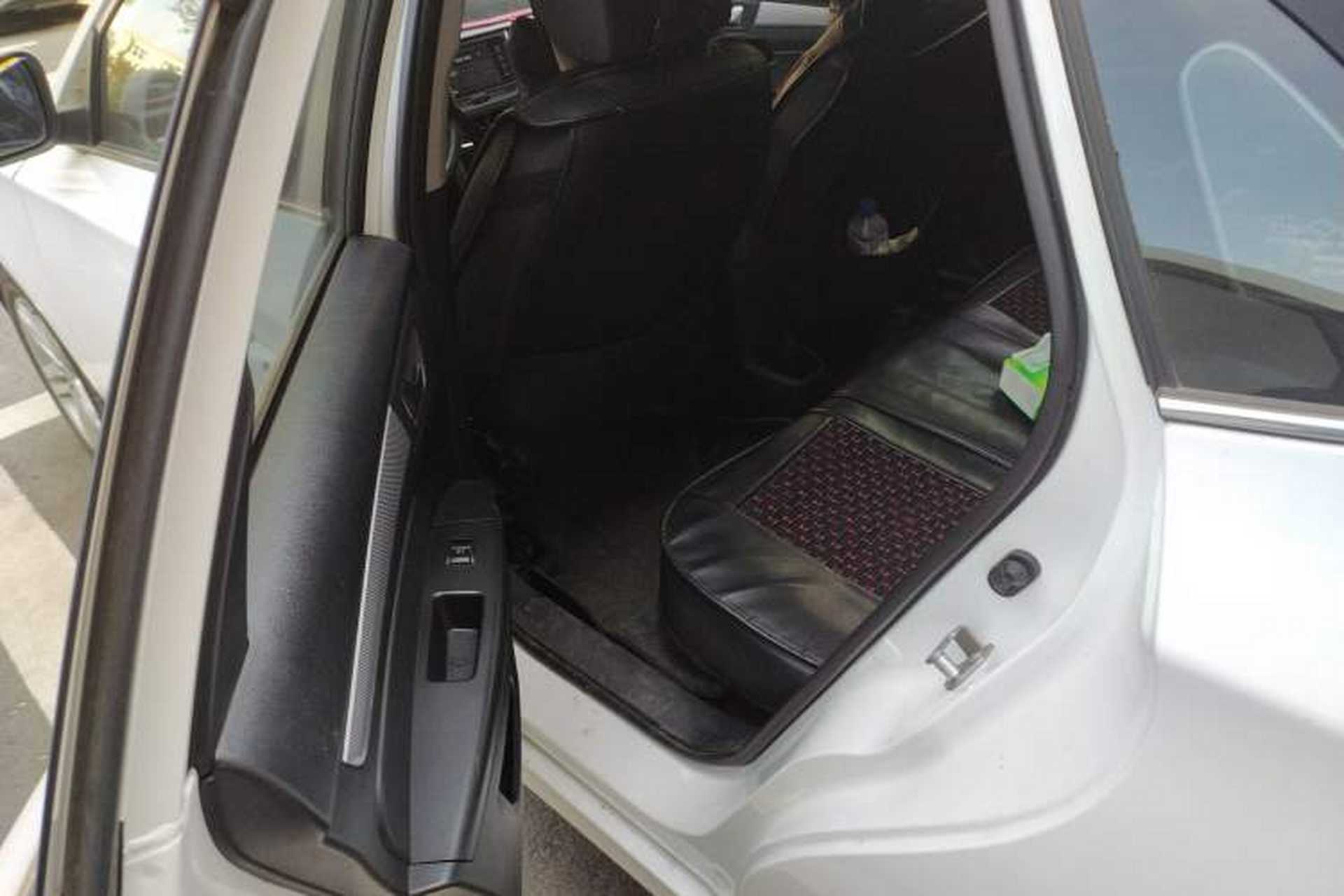 Used Bestune B30 2016 1.6L manual luxury version Left Rear Seat