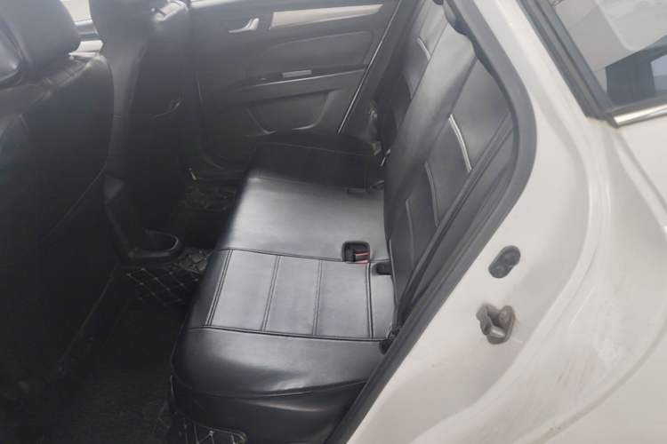 Used Bestune B30 2016 1.6L manual luxury version Left Rear Seat