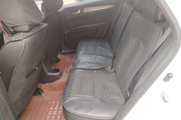 Used Bestune B30 2016 1.6L Automatic Luxury Model Left Rear Seat