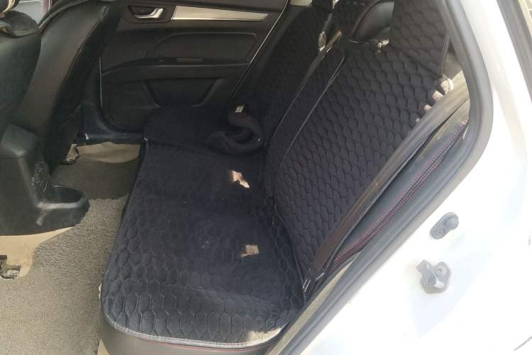 Used Bestune B30 2016 1.6L manual luxury version Left Rear Seat