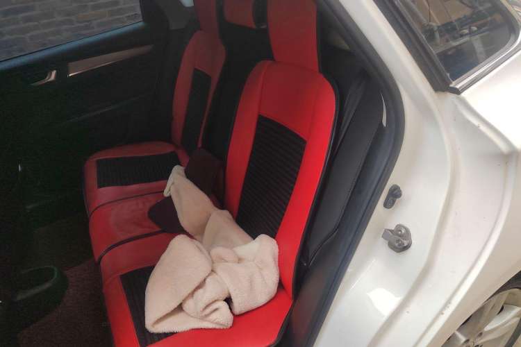 Used Bestune B30 2016 1.6L manual luxury version Left Rear Seat