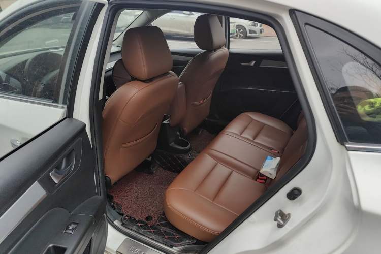 Used Bestune B30 2016 1.6L manual luxury version Left Rear Seat