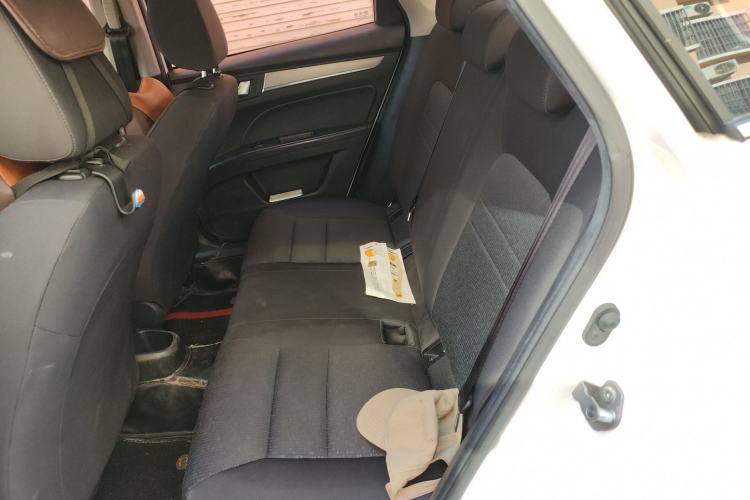 Used Bestune B30 2016 1.6L manual luxury version Left Rear Seat