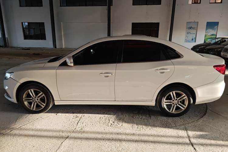 Used Bestune B30 2016 1.6L Automatic 10th Anniversary Edition Left Side