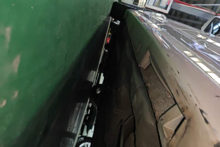 Used Bestune B30 2016 1.6L Automatic Luxury Model Left Side Sill