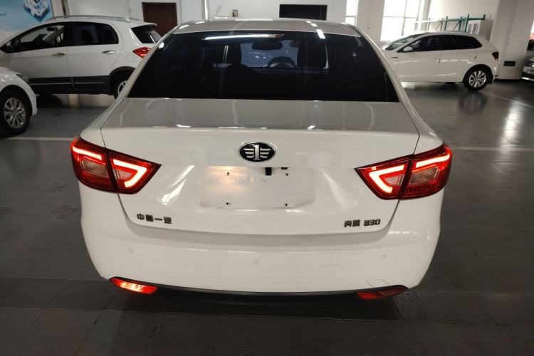 Used Bestune B30 2016 1.6L manual luxury version Rear