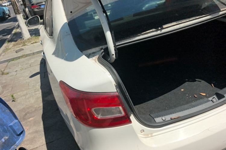 Used Bestune B30 2016 1.6L manual luxury version Rear Left 45 Deg