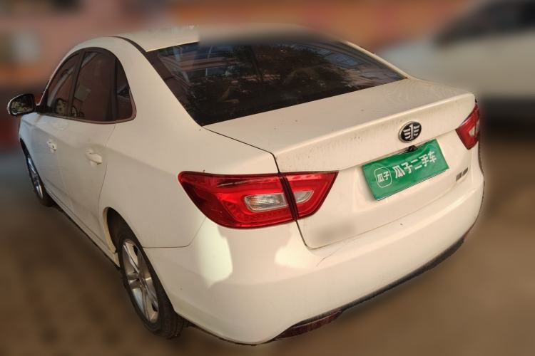 Used Bestune B30 2016 1.6L manual Comfort trim level Rear Left 45 Deg
