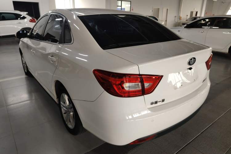 Used Bestune B30 2016 1.6L manual luxury version Rear Left 45 Deg