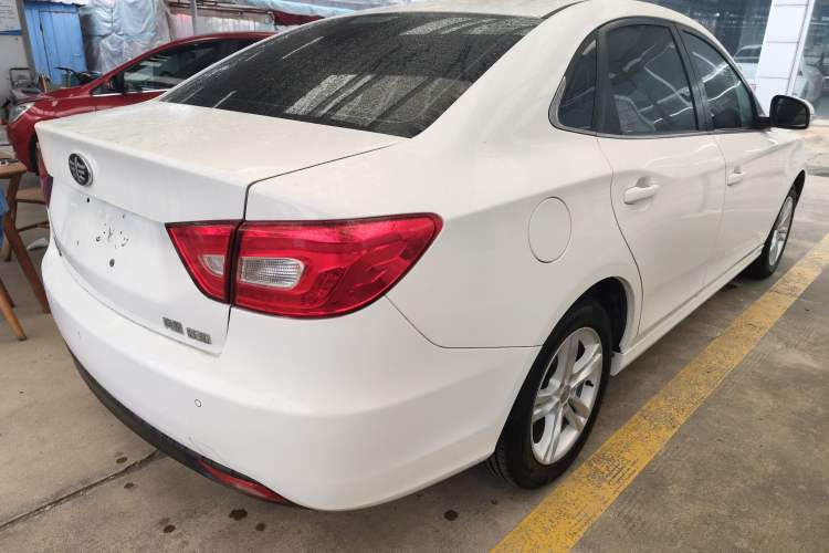 Used Bestune B30 2016 1.6L manual luxury version Rear Right 45 Deg