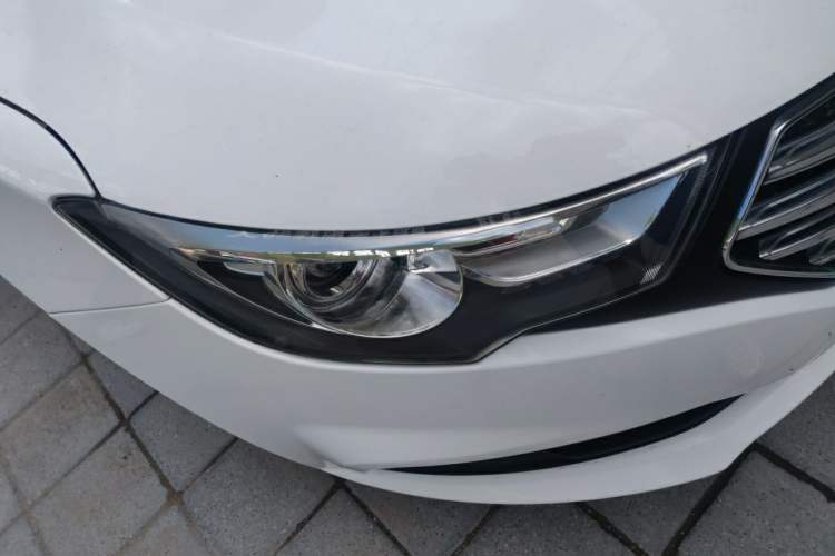 Used Bestune B30 2016 1.6L manual luxury version Right Front Headlight