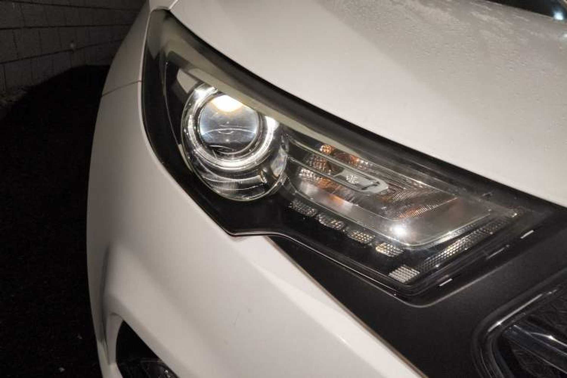 Used Bestune B30 2016 1.6L Automatic Premium Edition Right Front Headlight
